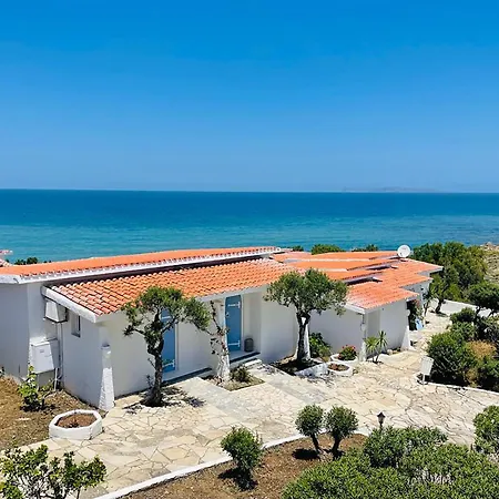 Отель Lassion Golden Bay 3*